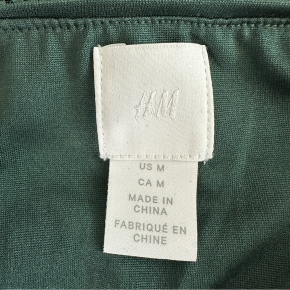 H&M Sequin Green Short Sleeve Top Medium - Picture 4 of 4